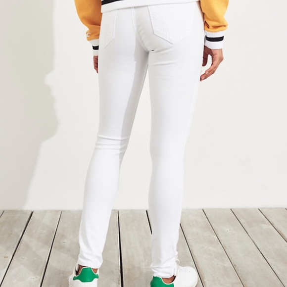 Hollister High Rise Super Skinny White Jeans - Picture 2 of 3